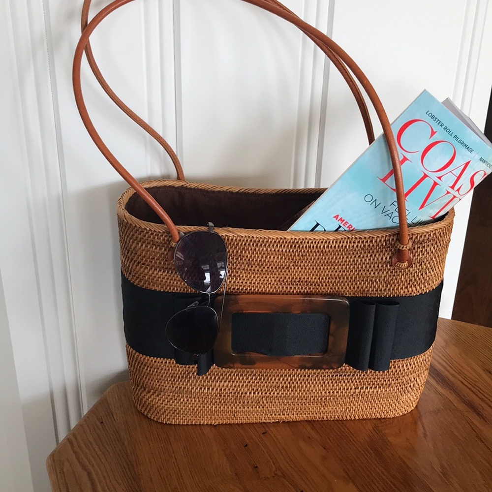 Straw tote